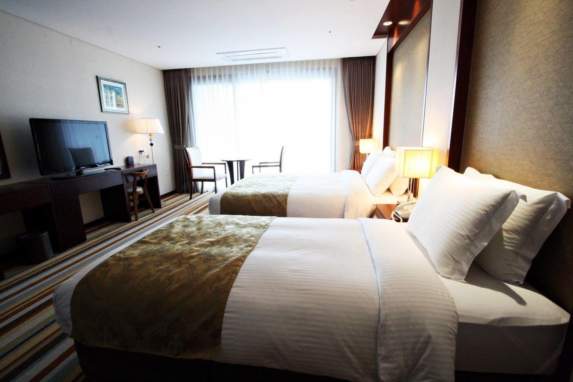 Raon Hotel & Resort Чеджу Екстериор снимка